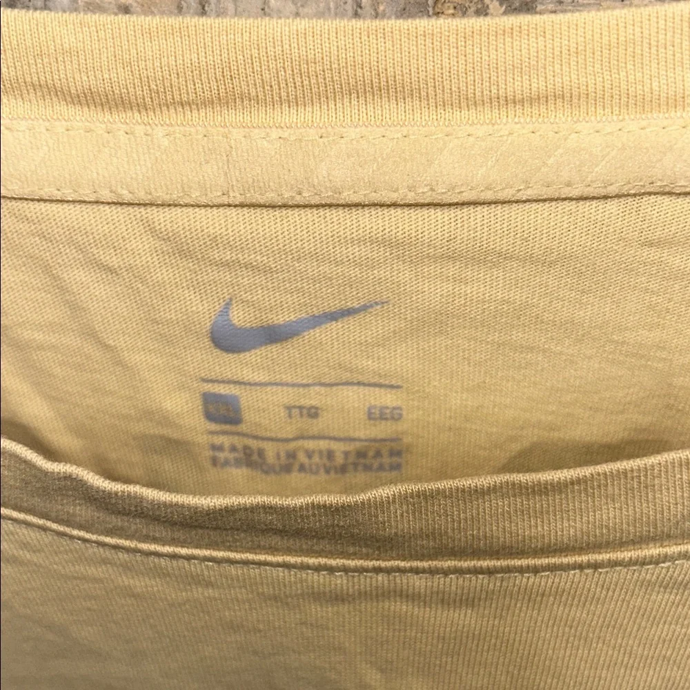Nike Women’s‎ Purdue University Boilermakers Cream Long Sleeve Black Accents XXL